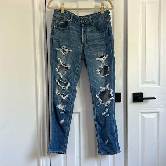 Mid rise tomgirl jeans 2 pairs!! - Picture 2 of 5